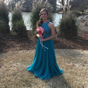 Sherri Hill Prom Dress